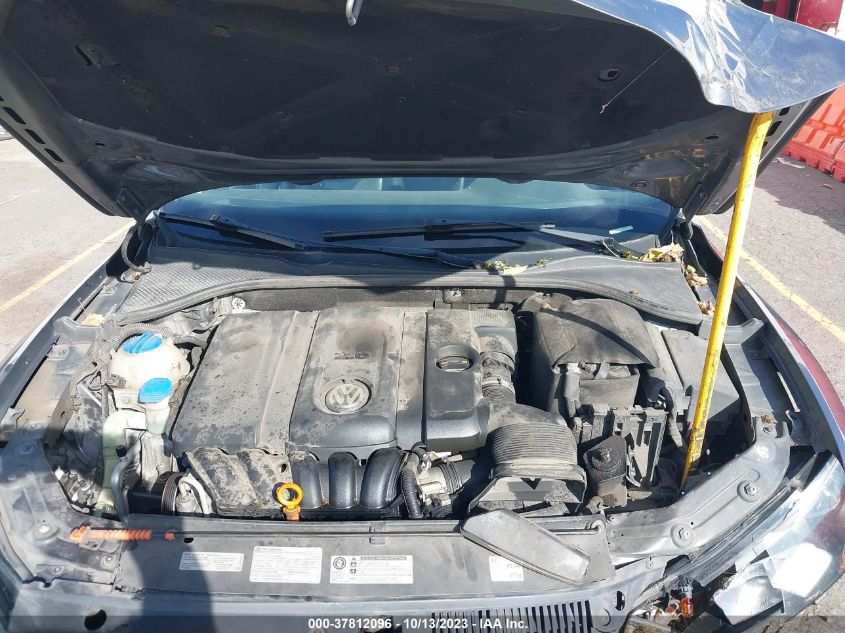 2013 VOLKSWAGEN PASSAT SE W/SUNROOF - 1VWBP7A36DC093999