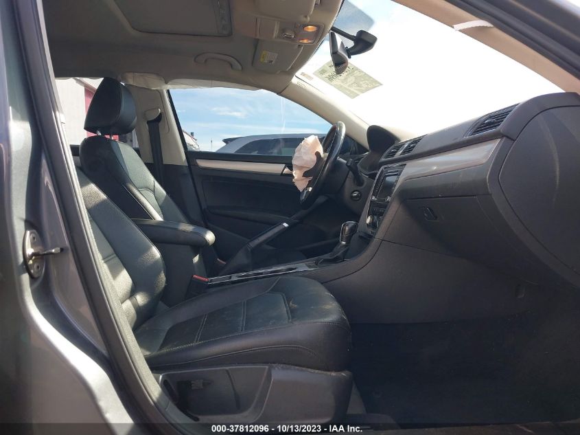 2013 VOLKSWAGEN PASSAT SE W/SUNROOF - 1VWBP7A36DC093999