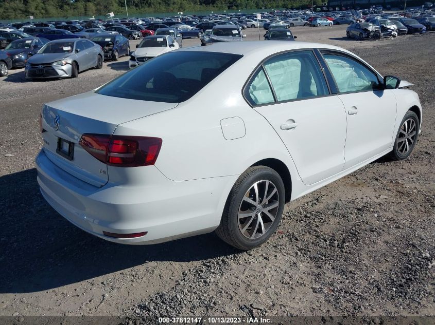 3VWD67AJ4GM350932 | 2016 VOLKSWAGEN JETTA