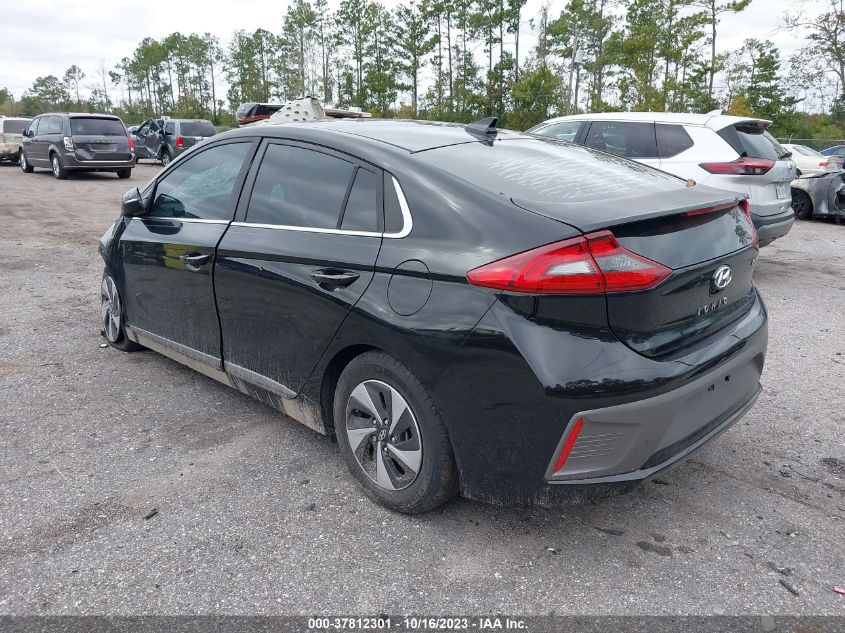 2017 HYUNDAI IONIQ HYBRID SEL - KMHC75LC2HU036395