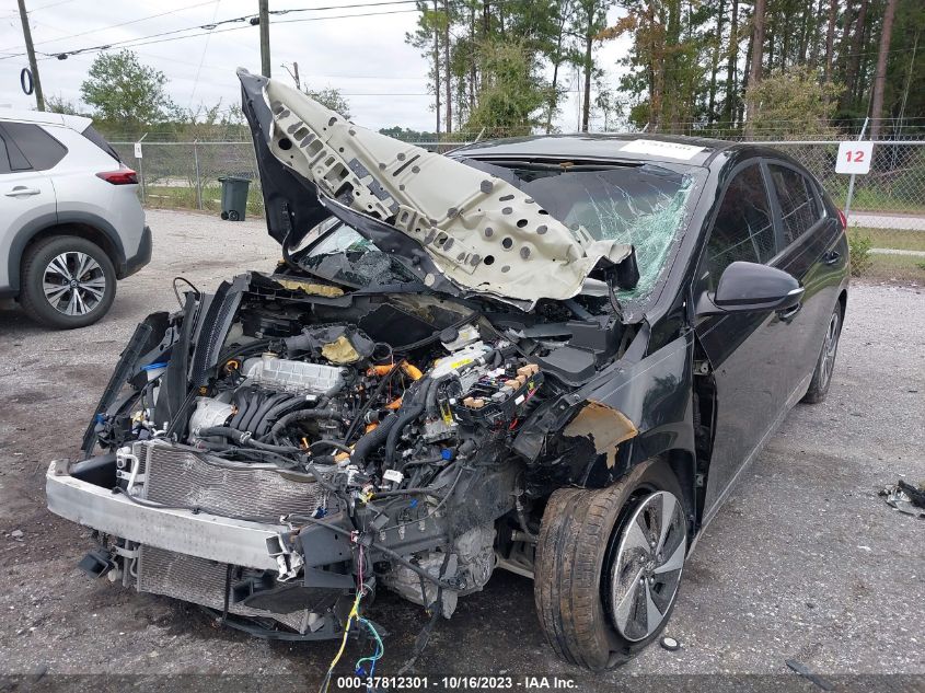 2017 HYUNDAI IONIQ HYBRID SEL - KMHC75LC2HU036395