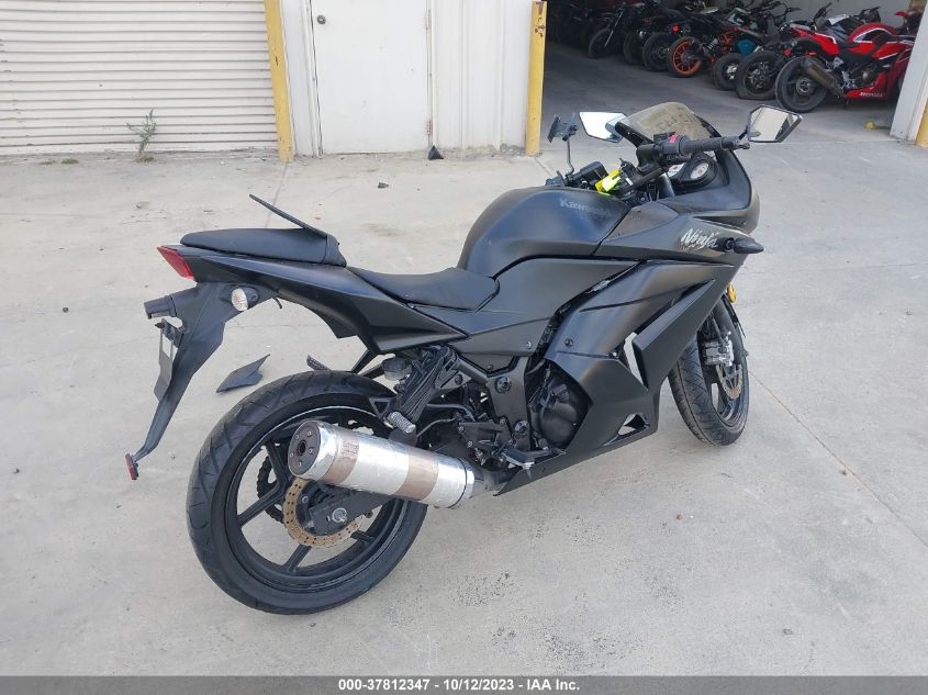 2011 KAWASAKI EX250 J JKAEXMJ19BDA92217