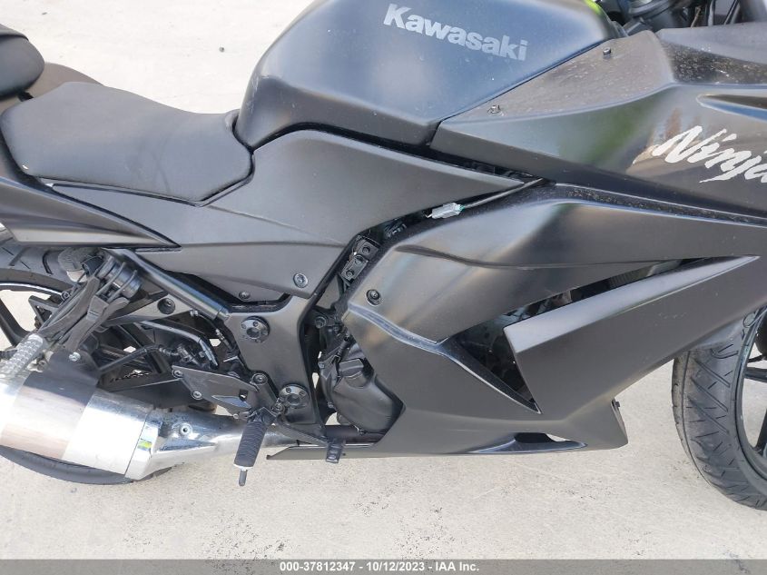 2011 KAWASAKI EX250 J JKAEXMJ19BDA92217