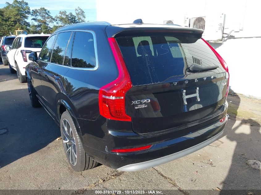 2022 VOLVO XC90 MOMENTUM - YV4A22PK0N1834138