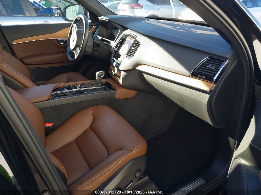 2022 VOLVO XC90 MOMENTUM - YV4A22PK0N1834138
