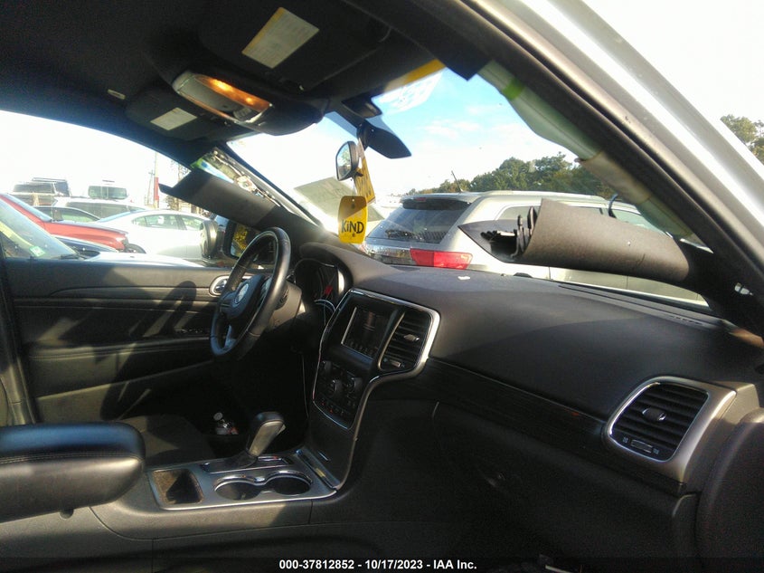 VIN 1C4RJFAG5KC726540 2019 JEEP GRAND CHEROKEE LAREDO