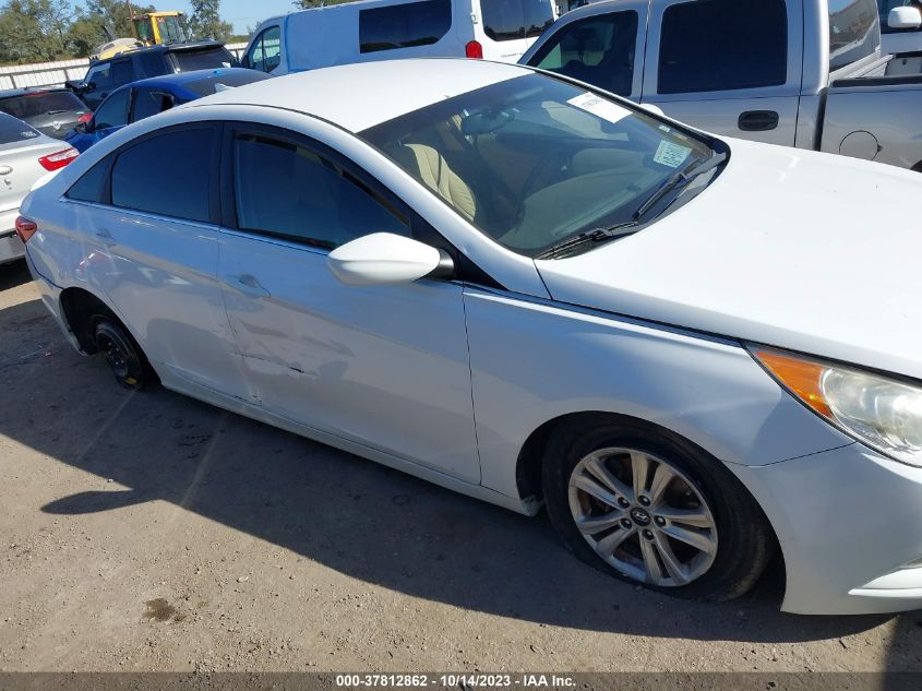 2013 HYUNDAI SONATA GLS PZEV - 5NPEB4AC1DH597085