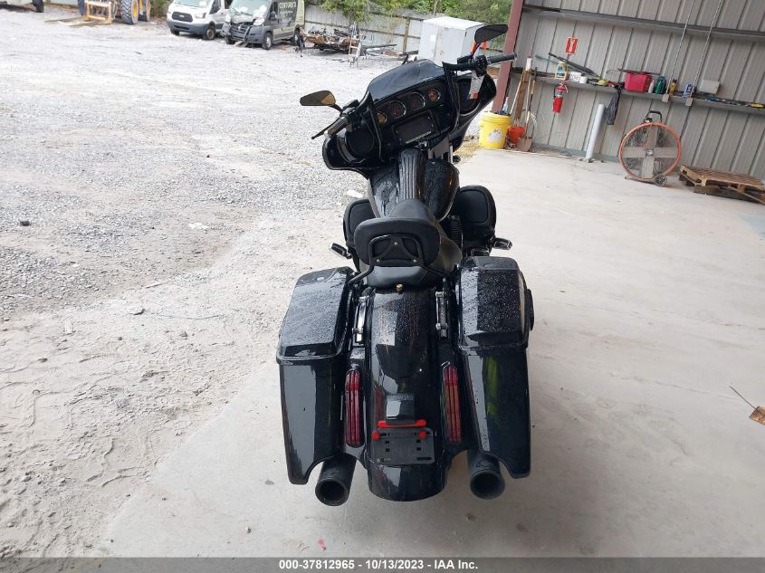 2015 HARLEY-DAVIDSON FLHXSE CVO STREET GLIDE 1HD1PXN11FB955850