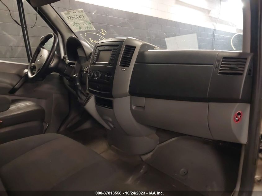 2015 MERCEDES-BENZ SPRINTER CARGO VANS WD3PE8DC7FP112470