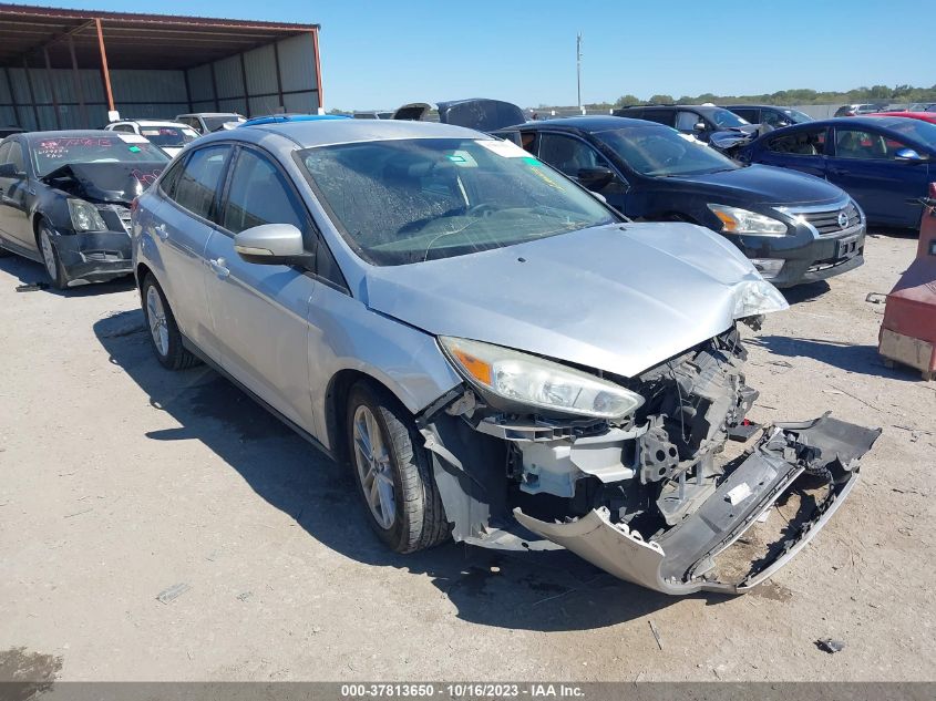 2015 FORD FOCUS SE - 1FADP3F23FL343017