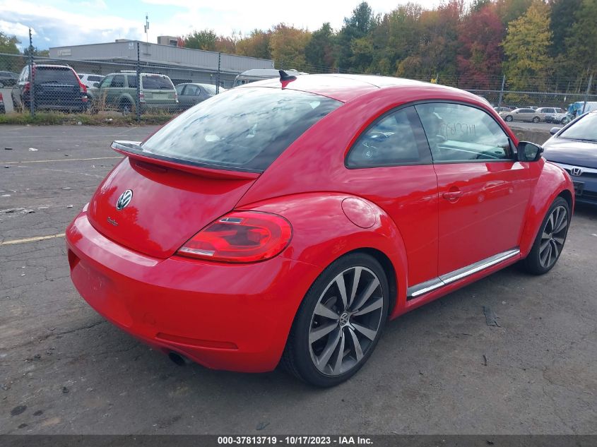 2013 VOLKSWAGEN BEETLE COUPE 2.0T TURBO W/SUN/SND/NAV 3VWVA7AT0DM608038