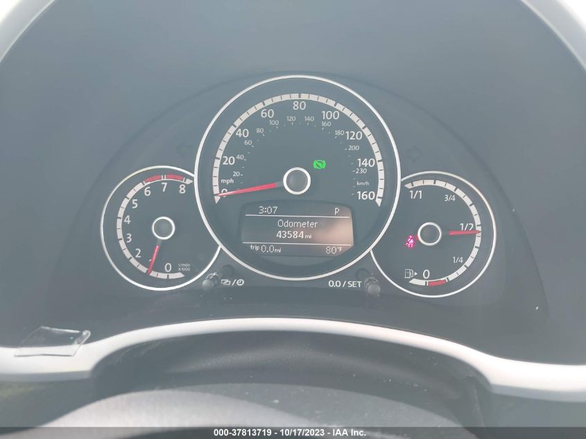 2013 VOLKSWAGEN BEETLE COUPE 2.0T TURBO W/SUN/SND/NAV 3VWVA7AT0DM608038