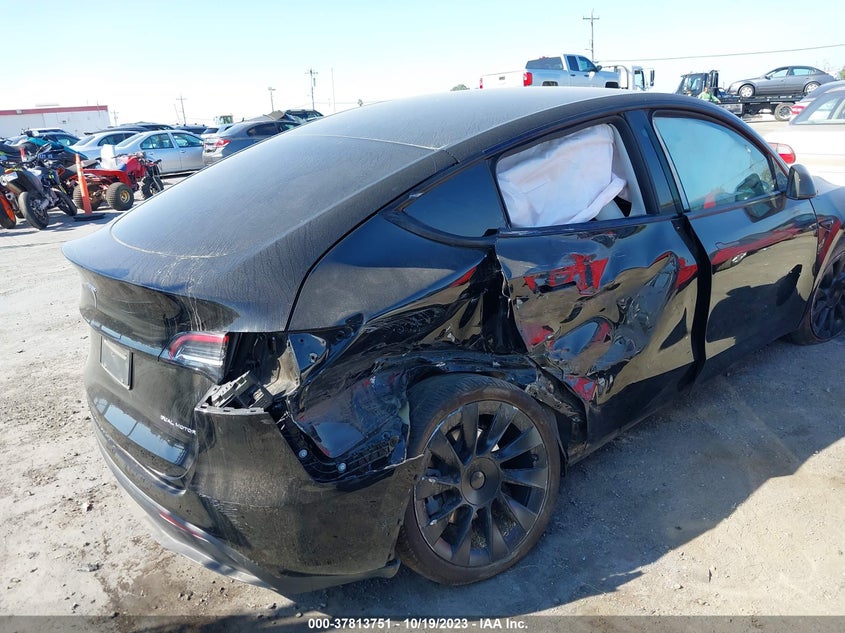 VIN 7SAYGDEE3NF546796 2022 TESLA MODEL Y