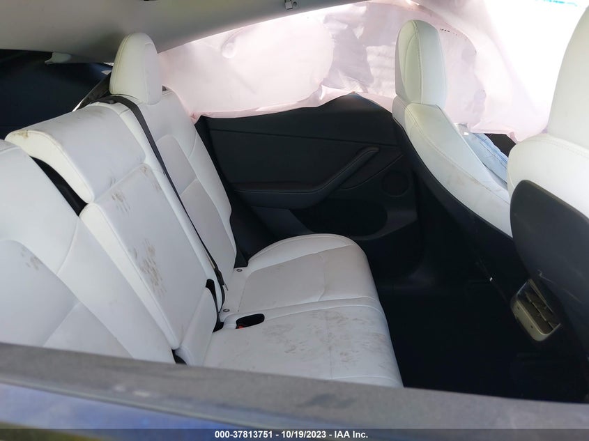 VIN 7SAYGDEE3NF546796 2022 TESLA MODEL Y