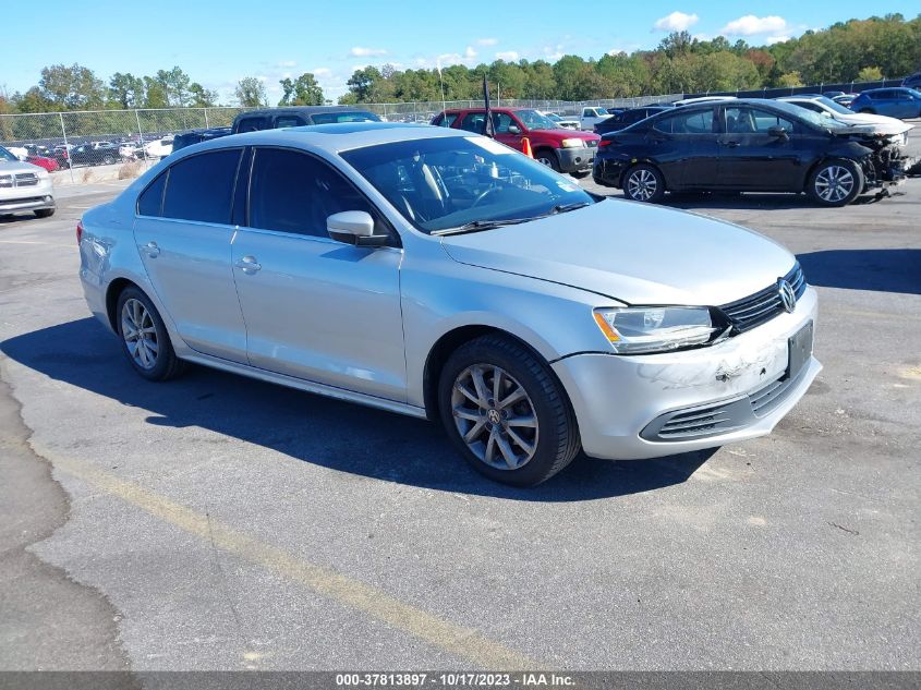 2013 VOLKSWAGEN JETTA SEDAN SE W/CONVENIENCE/SUNROOF - 3VWDP7AJ8DM298715