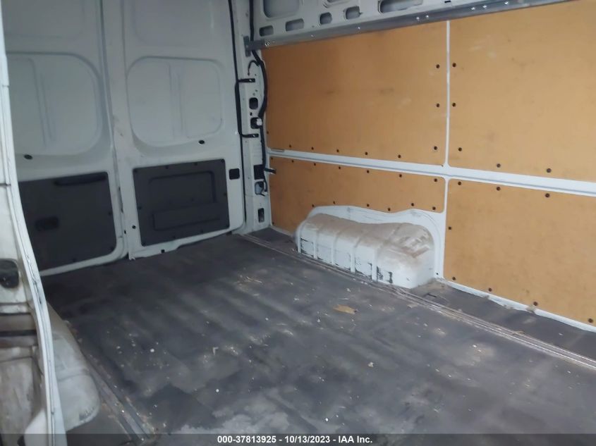 2013 NISSAN NV 2500 - 1N6BF0LY8DN111717