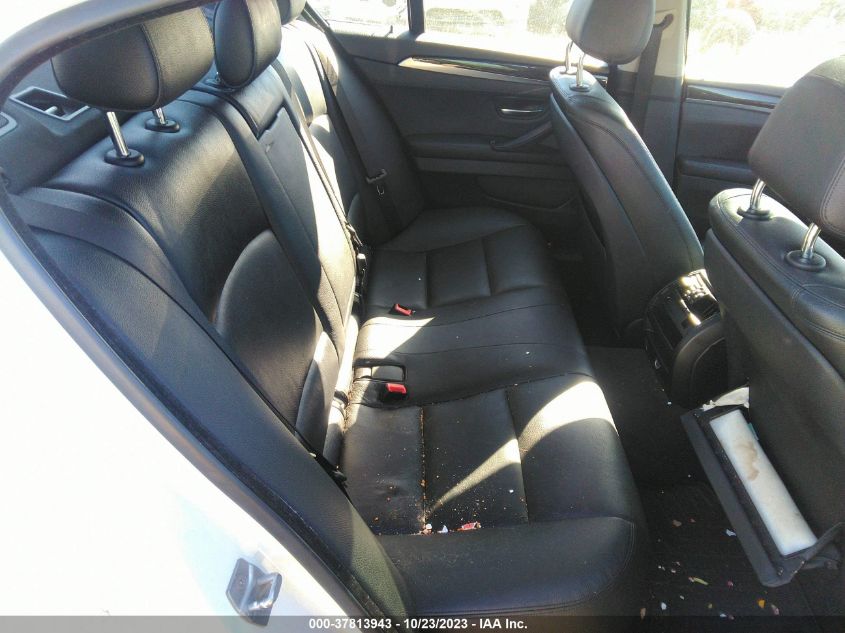 2015 BMW 5 SERIES 528I XDRIVE - WBA5A7C55FG142716