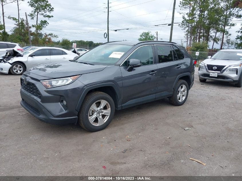 VIN 2T3P1RFV5MW185201 2021 TOYOTA RAV4 XLE