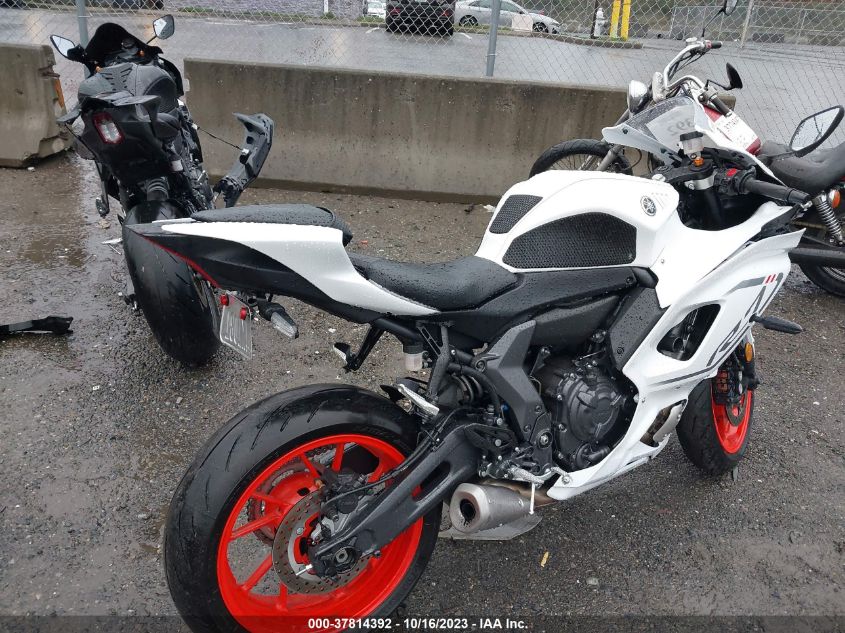 VIN JYARM38E5PA007491 2023 YAMAHA YZFR7