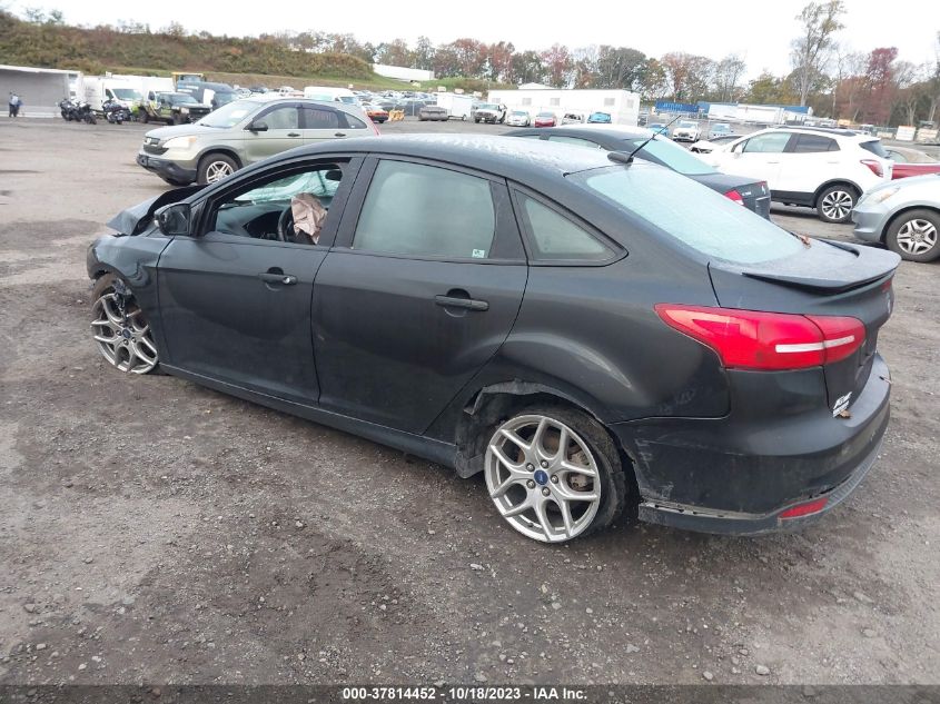 2015 FORD FOCUS SE - 1FADP3F26FL251769