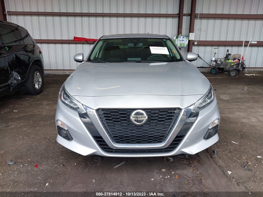 VIN 1N4BL4DV8KC137630 2019 NISSAN ALTIMA SV