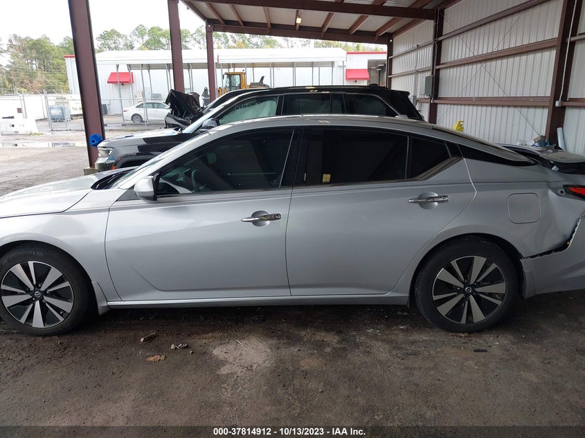 VIN 1N4BL4DV8KC137630 2019 NISSAN ALTIMA SV