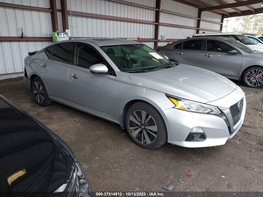 VIN 1N4BL4DV8KC137630 2019 NISSAN ALTIMA SV