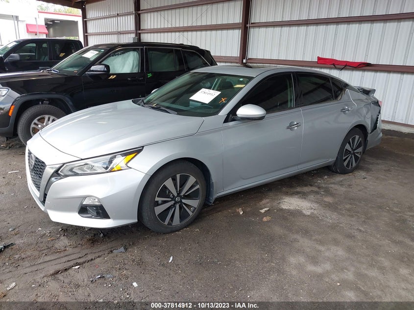 VIN 1N4BL4DV8KC137630 2019 NISSAN ALTIMA SV