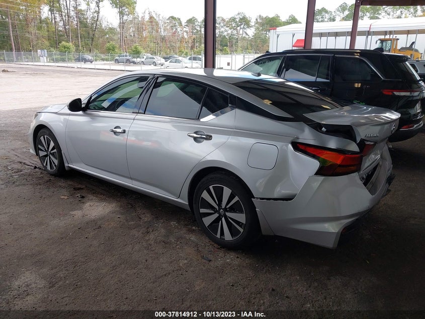 VIN 1N4BL4DV8KC137630 2019 NISSAN ALTIMA SV