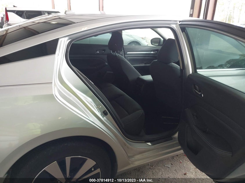 VIN 1N4BL4DV8KC137630 2019 NISSAN ALTIMA SV