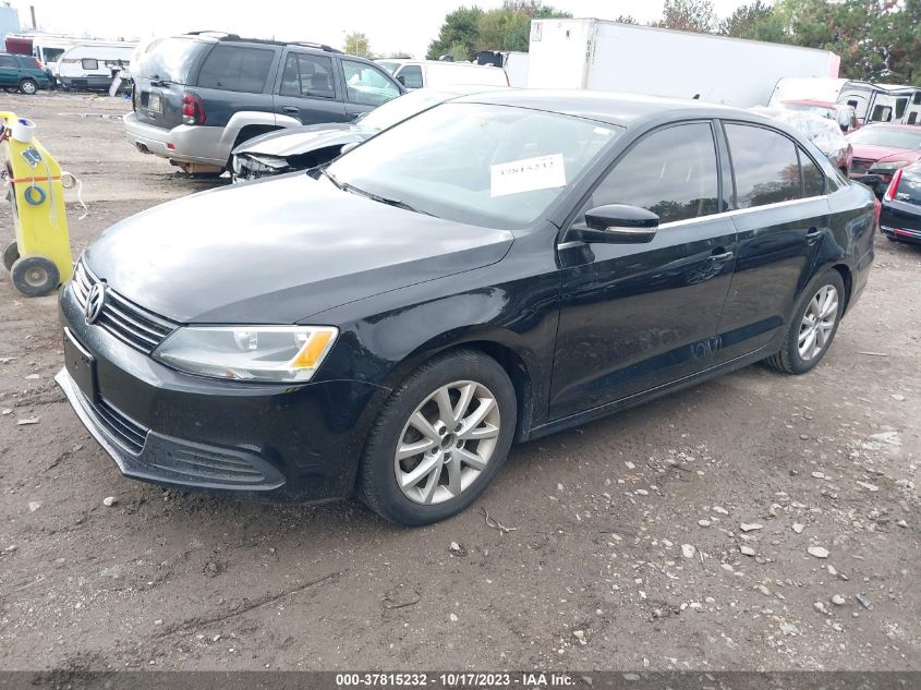 2014 VOLKSWAGEN JETTA SEDAN SE W/CONNECTIVITY - 3VWD07AJ3EM317371