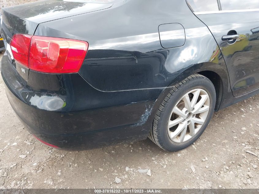 2014 VOLKSWAGEN JETTA SEDAN SE W/CONNECTIVITY - 3VWD07AJ3EM317371