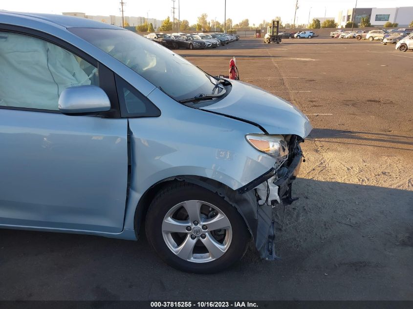 2015 TOYOTA SIENNA LE - 5TDKK3DC8FS536936