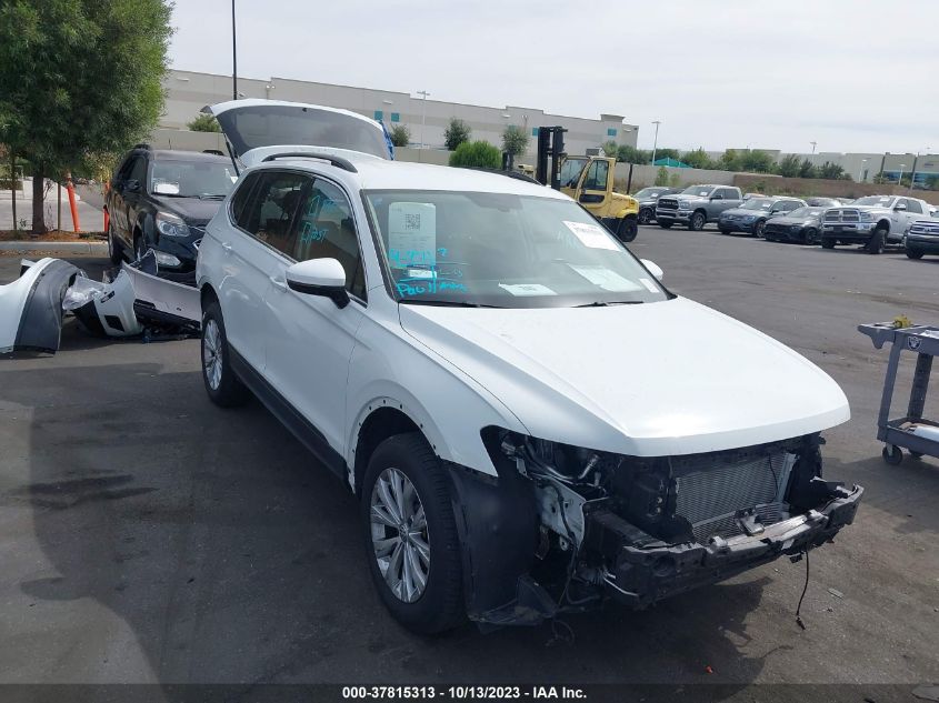 3VV3B7AX6KM076917 Volkswagen Tiguan SEL