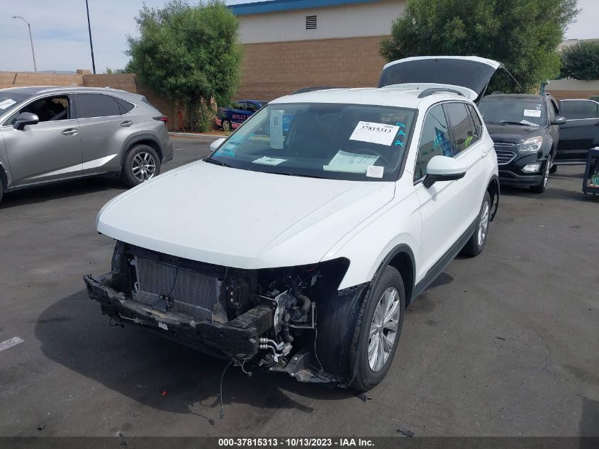 3VV3B7AX6KM076917 Volkswagen Tiguan SEL 2