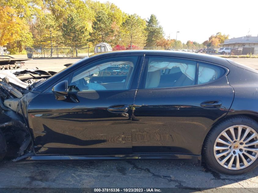 2016 PORSCHE PANAMERA - WP0AA2A75GL000481