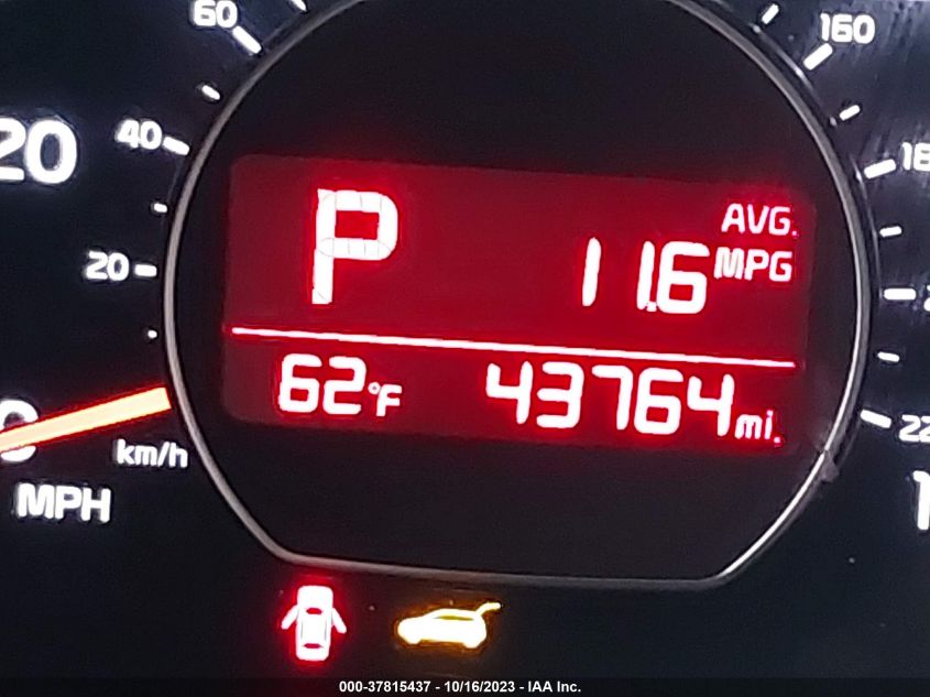 2015 KIA SOUL + - KNDJP3A54F7140922