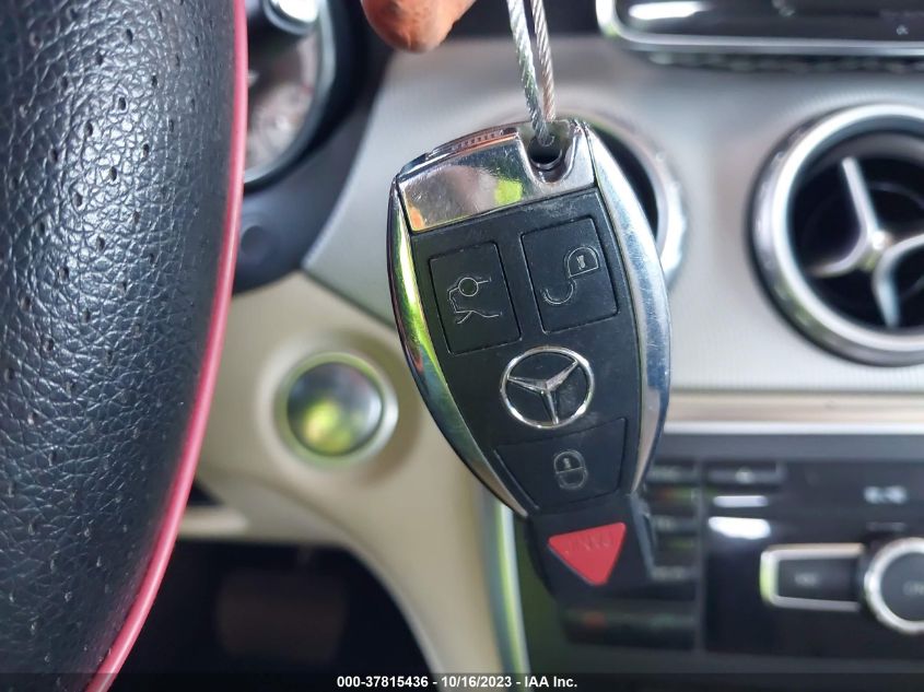 2015 MERCEDES-BENZ GLA 250 WDCTG4EB5FJ117760