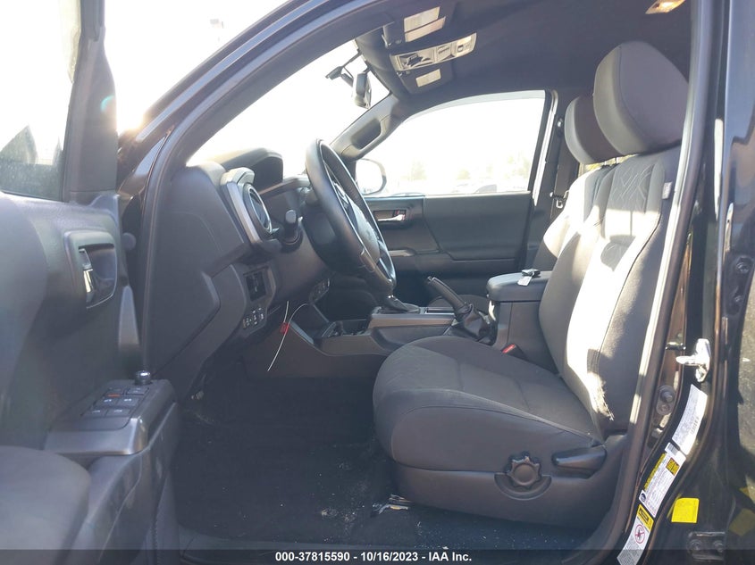 VIN 3TMDZ5BN8HM024083 2017 TOYOTA TACOMA SR5/TRD SPORT