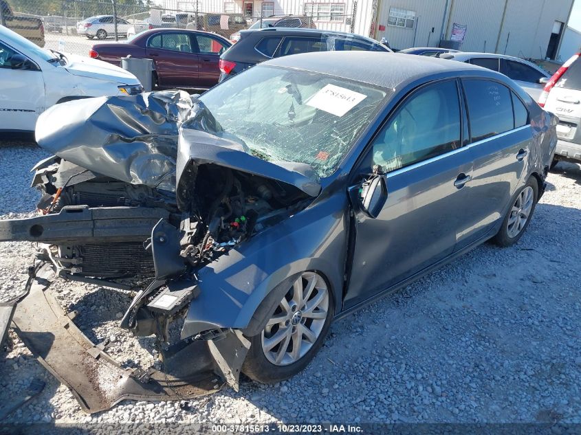 2013 VOLKSWAGEN JETTA SEDAN SE W/CONVENIENCE 3VWDX7AJ0DM256894