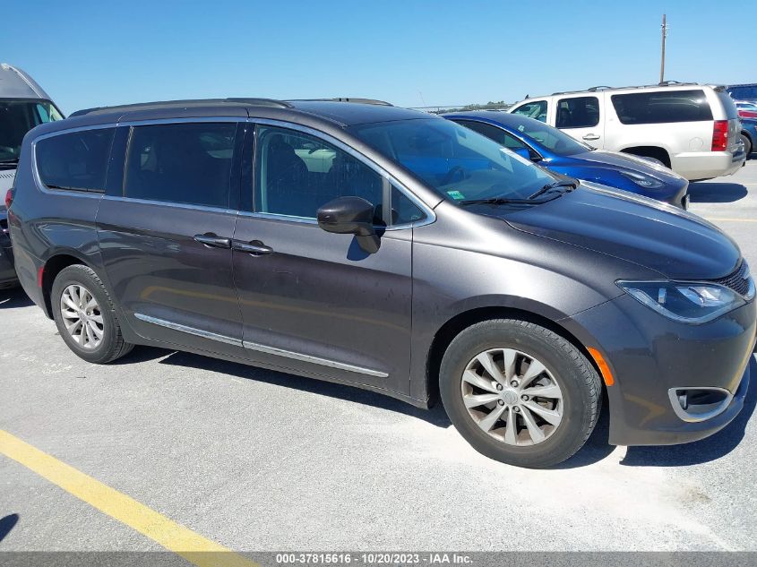 2C4RC1BG0HR704473 2017 CHRYSLER PACIFICA, photo no. 13