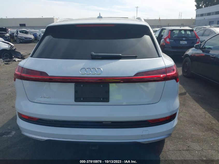 VIN WA1LAAGE5KB024717 2019 AUDI E-TRON PREMIUM PLUS
