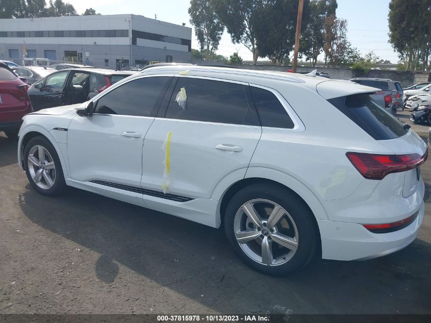 VIN WA1LAAGE5KB024717 2019 AUDI E-TRON PREMIUM PLUS