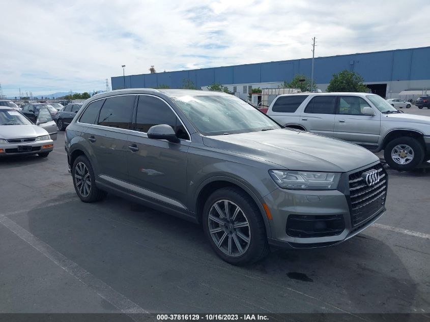 AUDI-Q7-WA1LAAF76HD021549