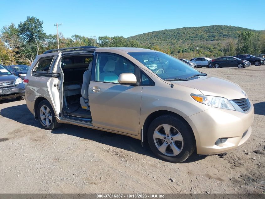2013 TOYOTA SIENNA LE - 5TDKK3DC1DS285299