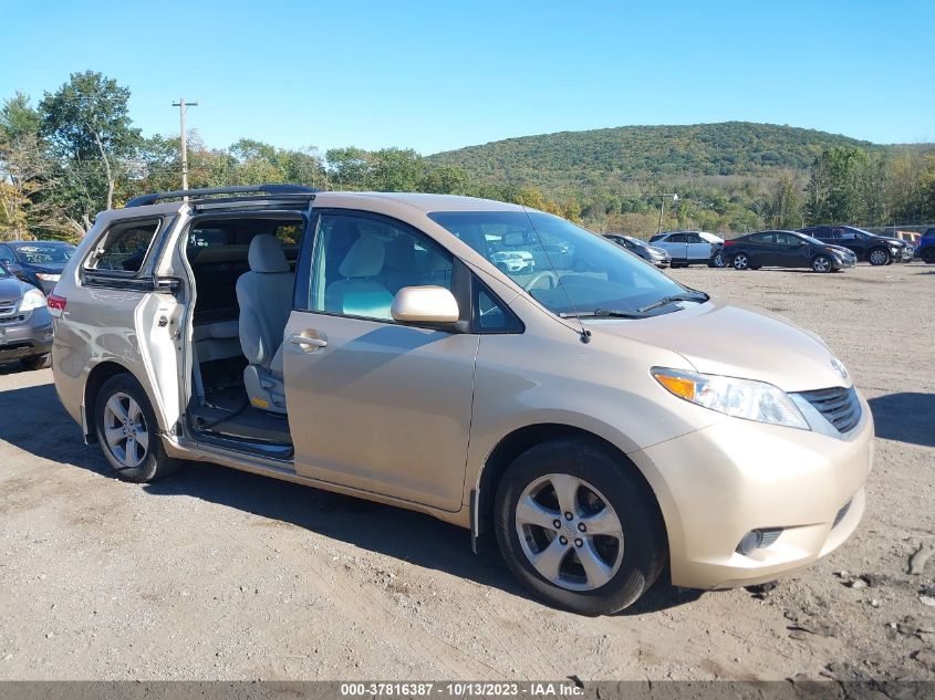 2013 TOYOTA SIENNA LE - 5TDKK3DC1DS285299