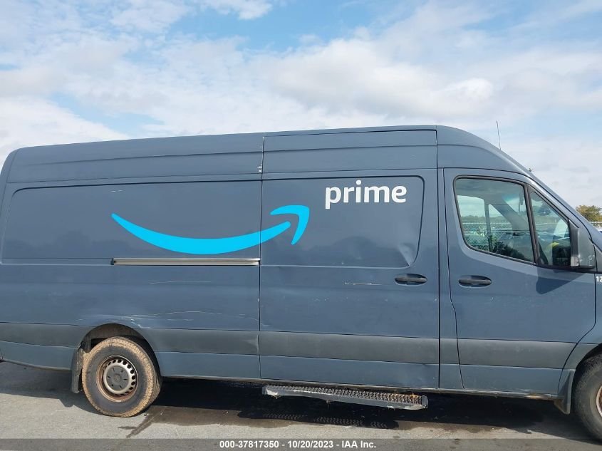2019 MERCEDES-BENZ SPRINTER VAN WD4PF1CD5KP113380