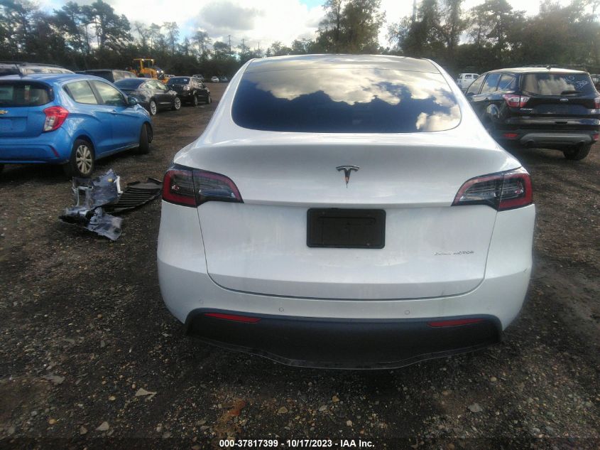 5YJYGDEE1MF154007 Tesla Model Y LONG RANGE 16