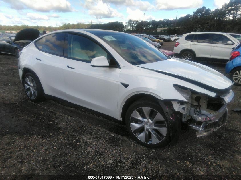 5YJYGDEE1MF154007 Tesla Model Y LONG RANGE