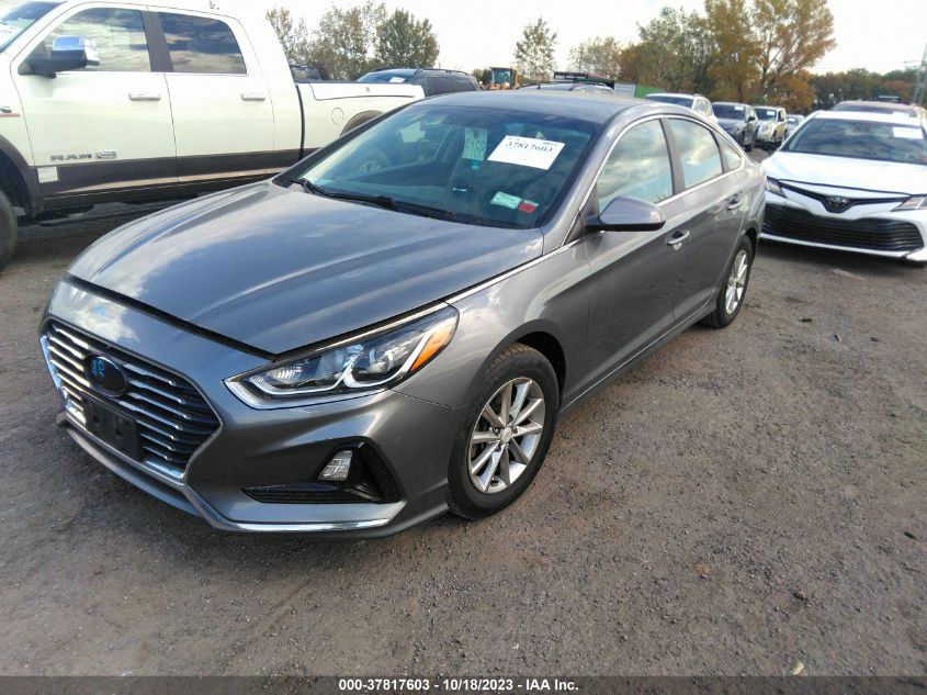 VIN 5NPE24AF0JH685020 2018 HYUNDAI SONATA no.2